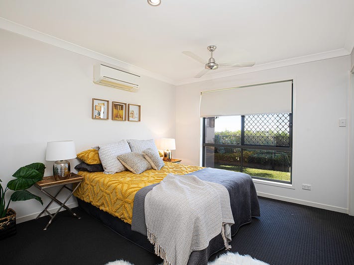 Modern home in sought after 10