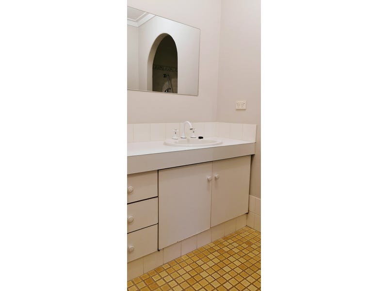 Perfectly located in Quiet Street 10