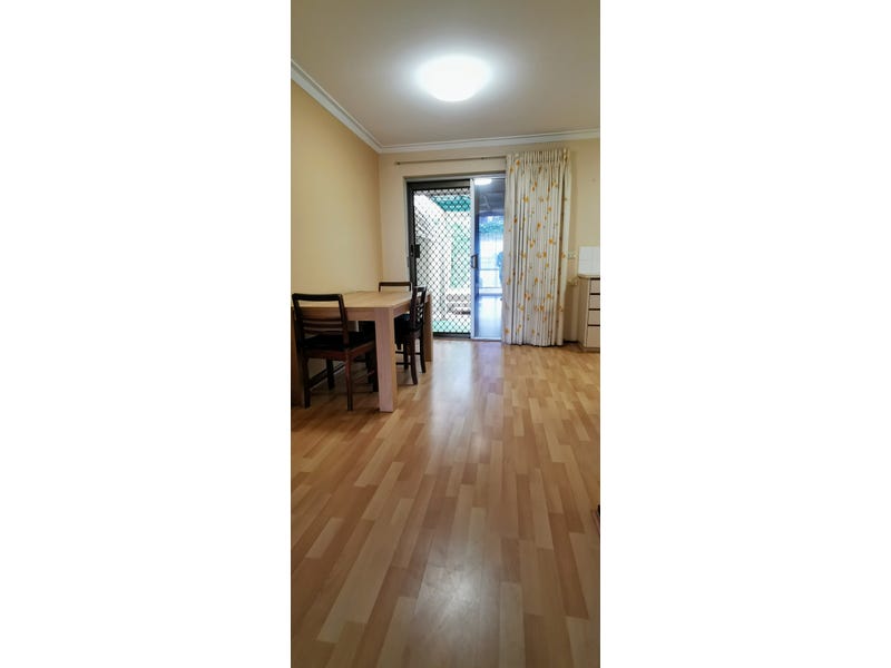 Perfectly located in Quiet Street 17