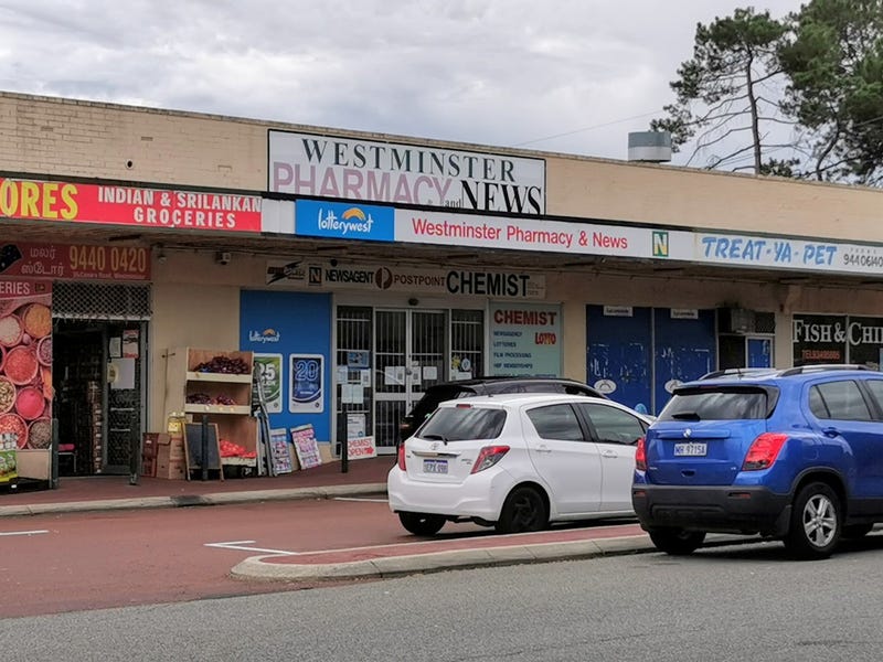 Perfectly located in Quiet Street 26