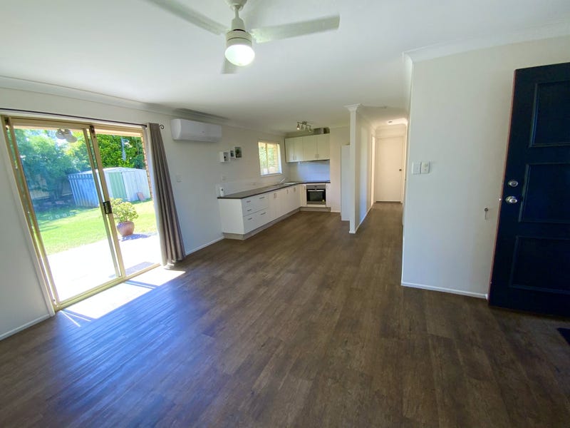 Freshly Renovated with Large Backyard 3