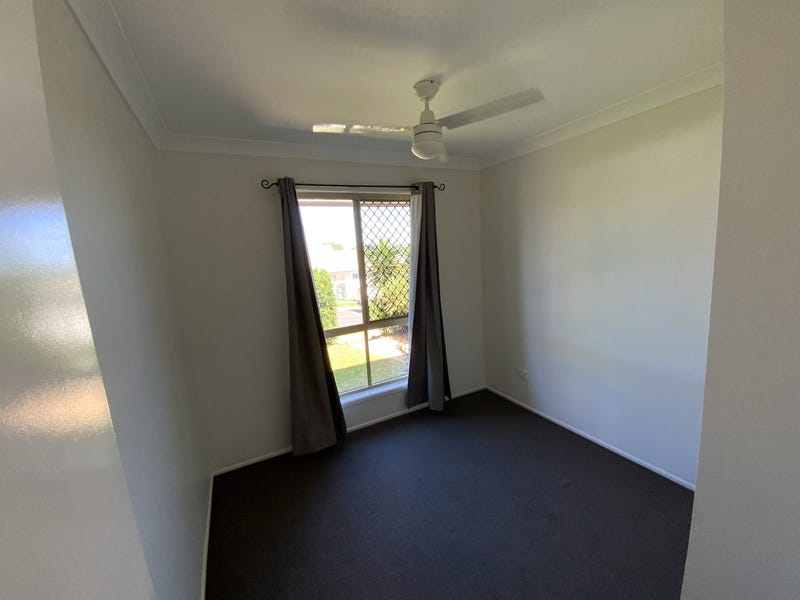 Freshly Renovated with Large Backyard 5