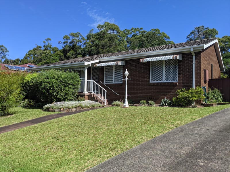 QUIET LOCATION-BEAUTIFUL HOME!! 4