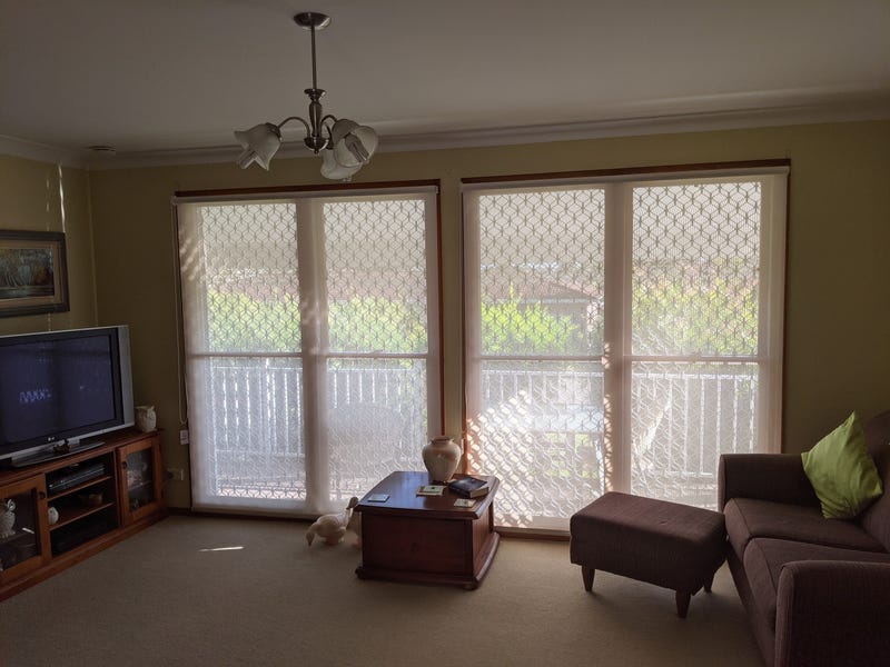 QUIET LOCATION-BEAUTIFUL HOME!! 6