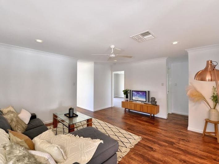 Modernised Hampton’s feel 4 bedroom 15