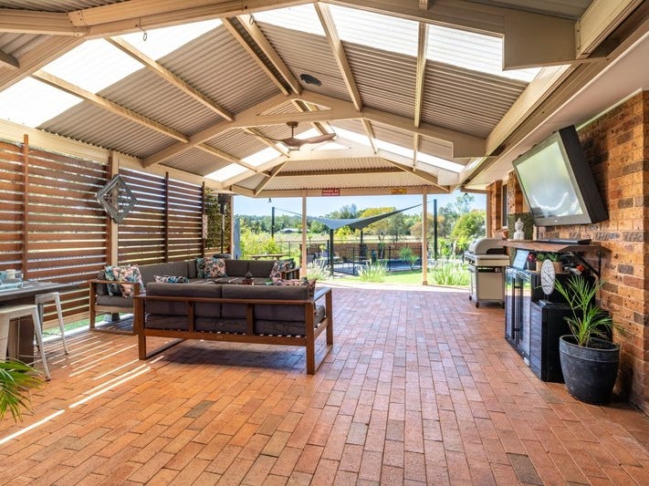 BACKYARD RETREAT 3