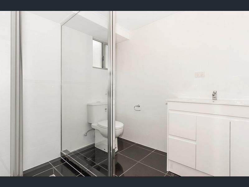 Offer over $550,000 Calling all 3