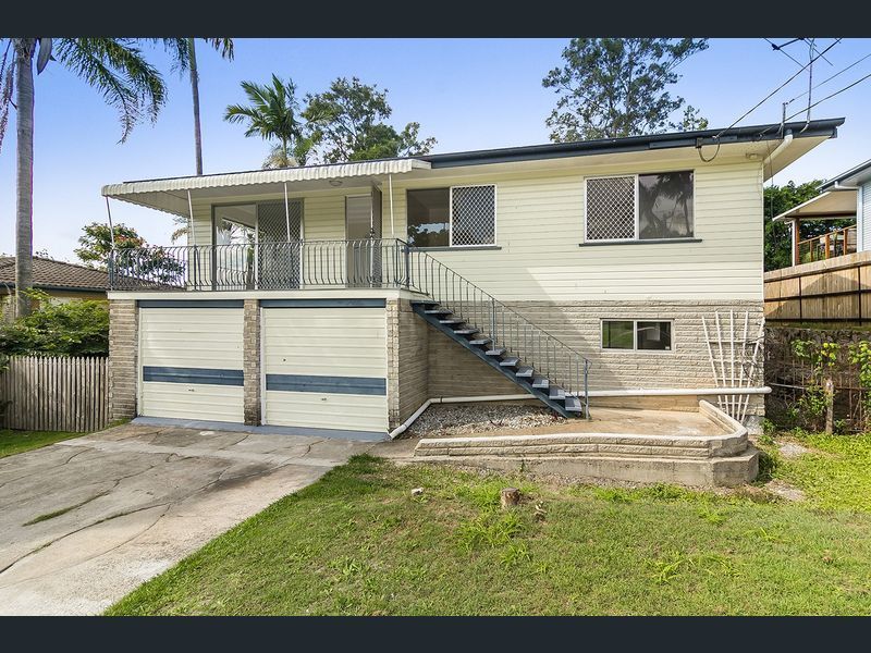 Offer over $550,000 Calling all 7