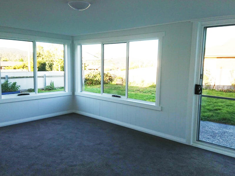 3 Bedroom Family Home 12