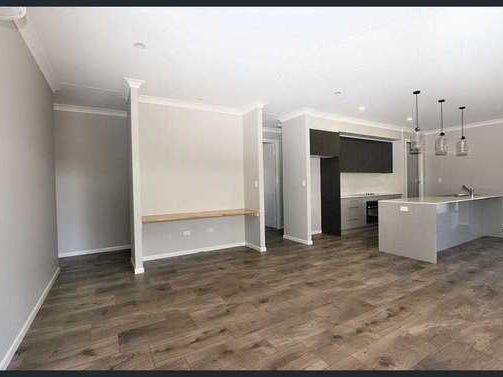 Quality home with HUGE shed 21