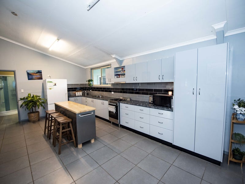 Acreage Property 9