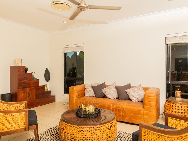Large modern four-bedroom family home 4