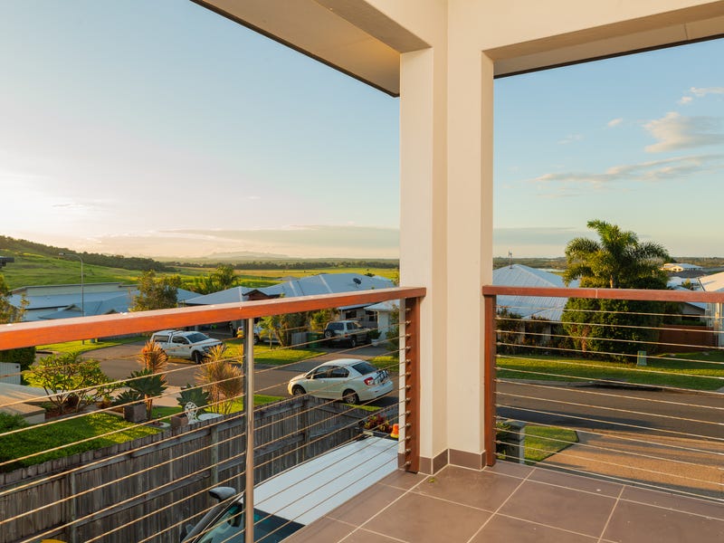 Large modern four-bedroom family home 12