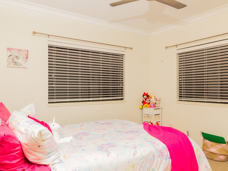 Large modern four-bedroom family home 16