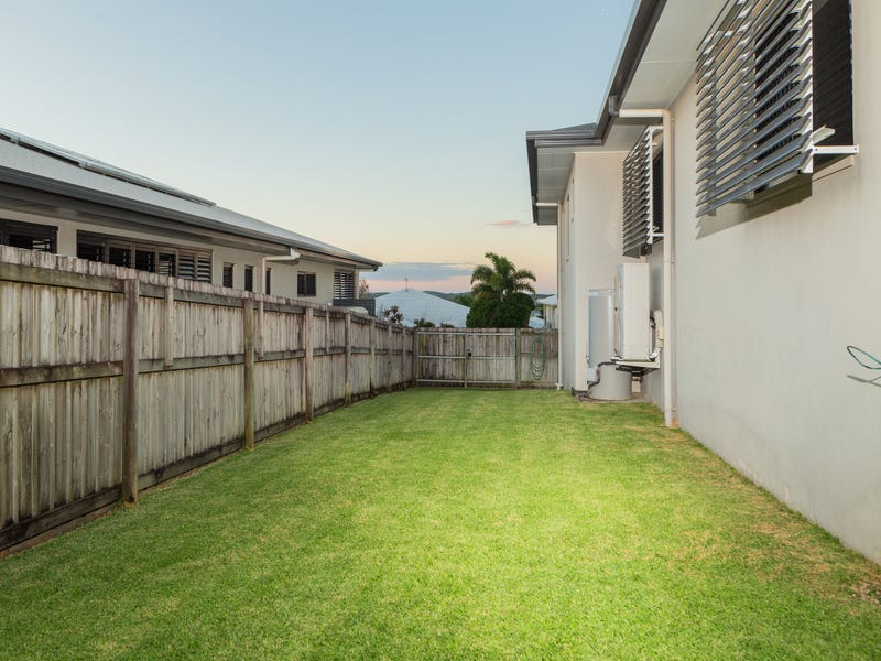 Large modern four-bedroom family home 21