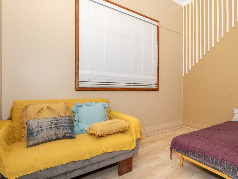 Two bedrooms apartment plus a 9