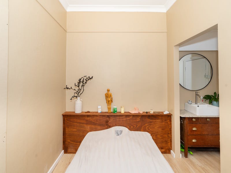 Two bedrooms apartment plus a 12