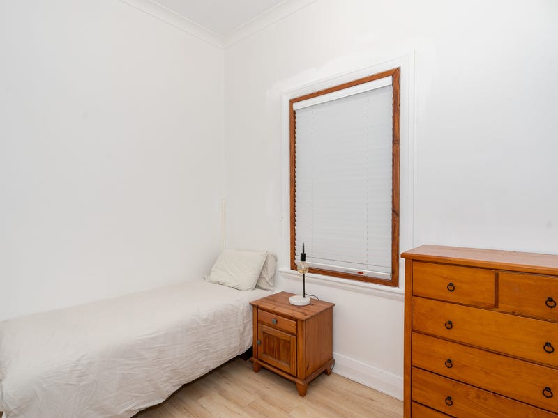 Two bedrooms apartment plus a 21