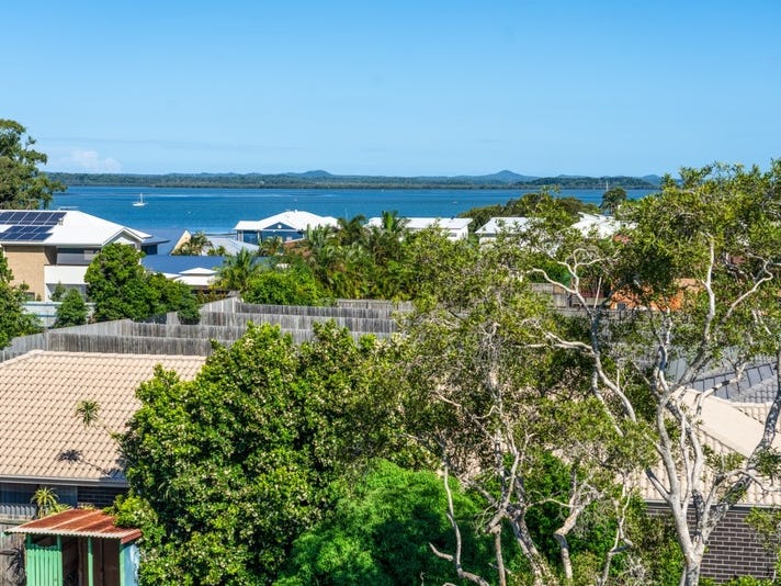 Brisbane beachside Queenslander 17