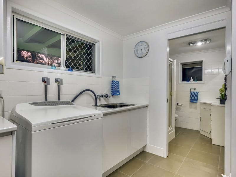 Unique and Spacious Family Home 15