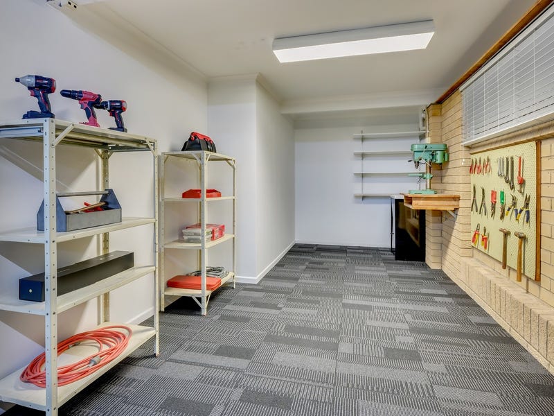Unique and Spacious Family Home 21