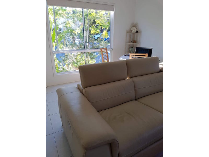 Free Standing House in 50 6