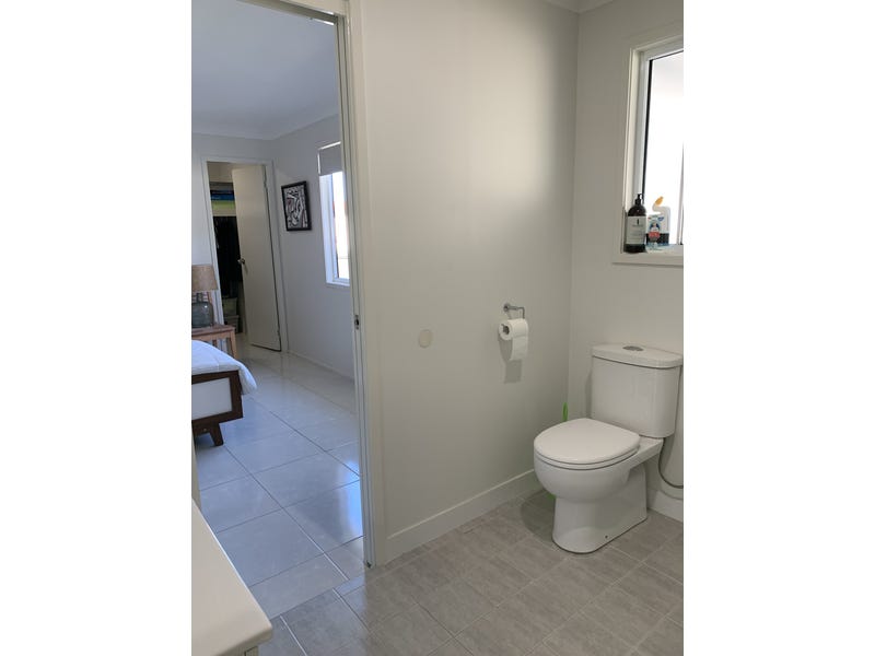 Free Standing House in 50 16