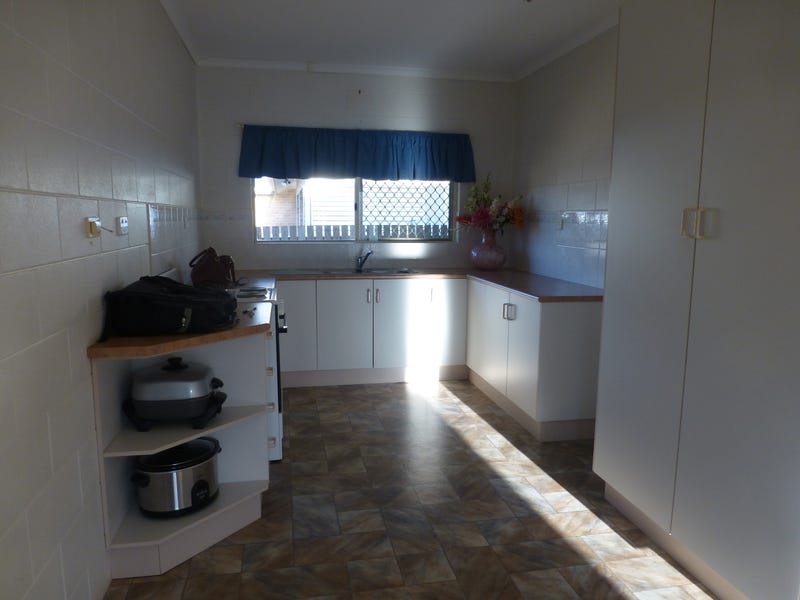 Duplex – 2×3 bedroom units 6