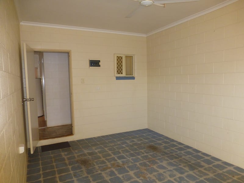Duplex – 2×3 bedroom units 12