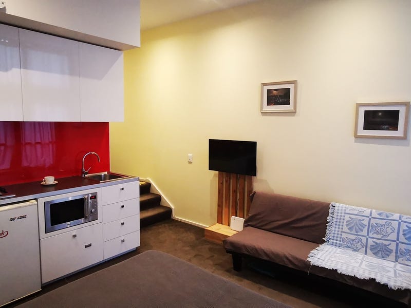 Stunning Melbourne Studio  for 8