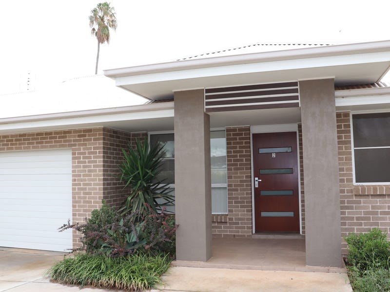 Recently built modern unit offers easy living