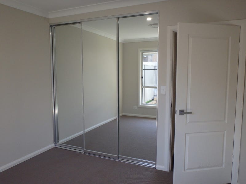 Recently built modern unit offers 17