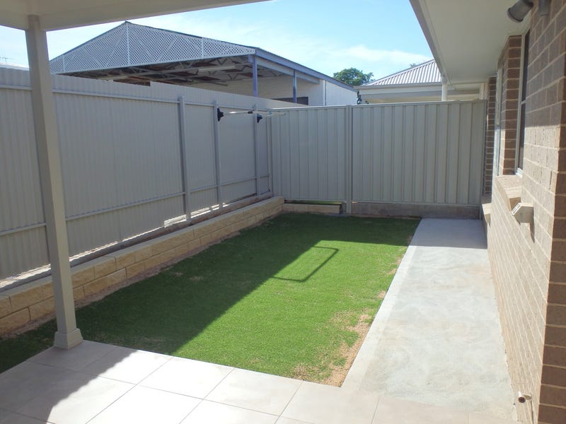 Recently built modern unit offers 19