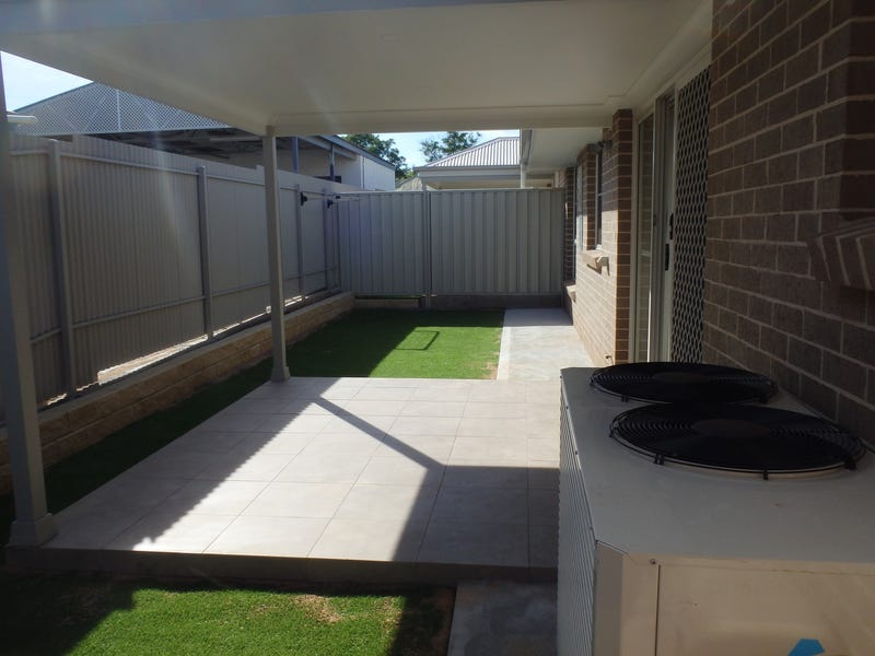 Recently built modern unit offers 21