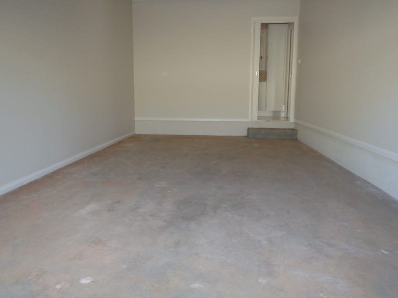 Recently built modern unit offers 26