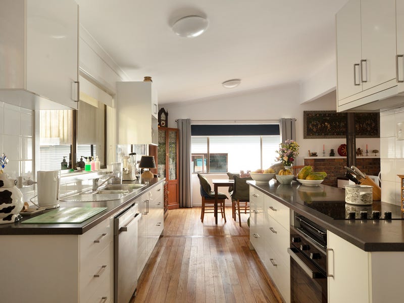 PRIVACY, VIEWS, SURROUNDED BY NATURE, 11