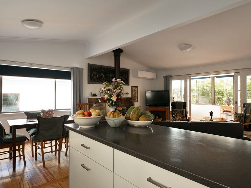 PRIVACY, VIEWS, SURROUNDED BY NATURE, 13