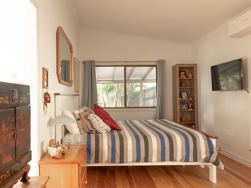 PRIVACY, VIEWS, SURROUNDED BY NATURE, 19