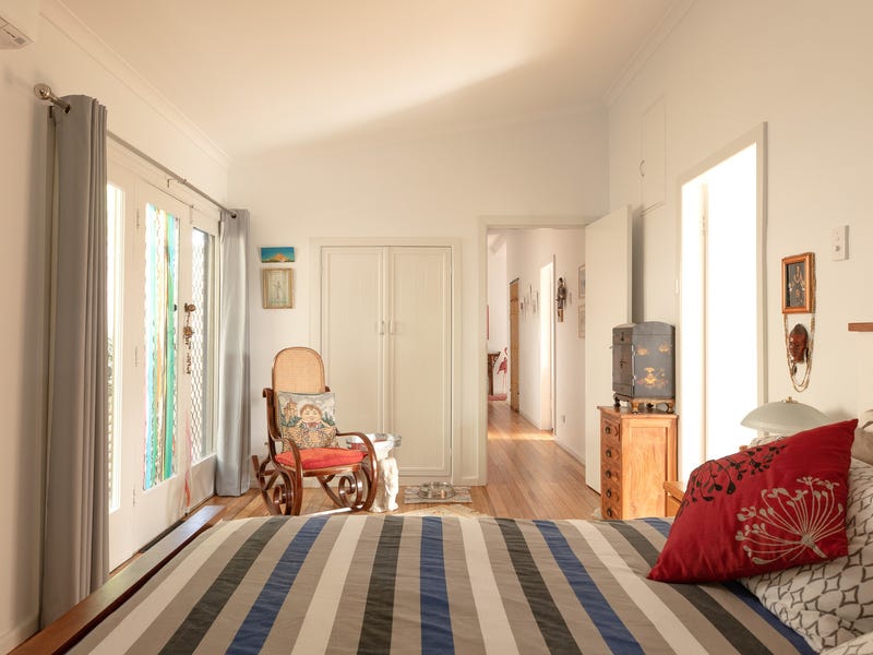 PRIVACY, VIEWS, SURROUNDED BY NATURE, 20