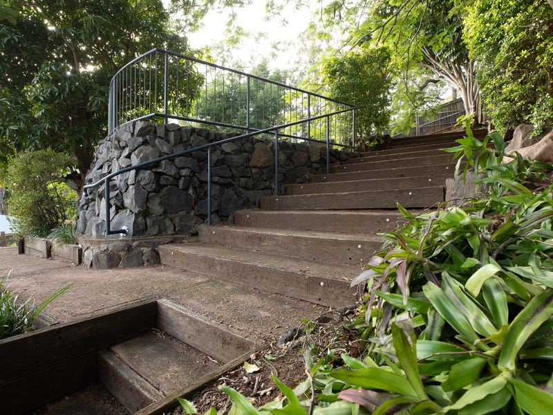 PRIVACY, VIEWS, SURROUNDED BY NATURE, 29