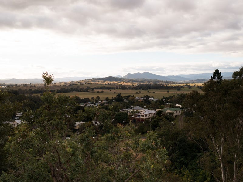 PRIVACY, VIEWS, SURROUNDED BY NATURE, 33