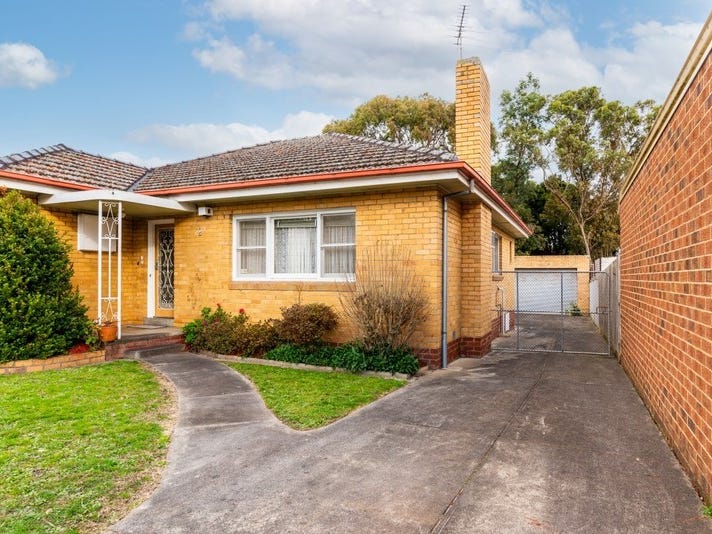 For Sale  3 Bed 29