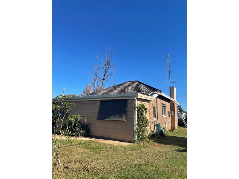 House on an Acre 10