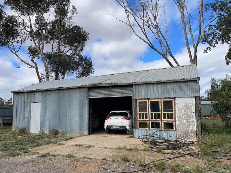 House on an Acre 29