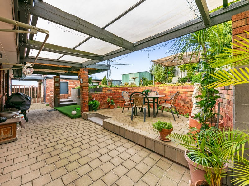 UNDER CONTRACT 22
