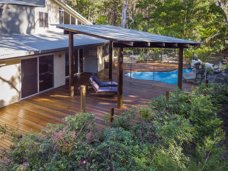 Beach Holiday House with Dual 3