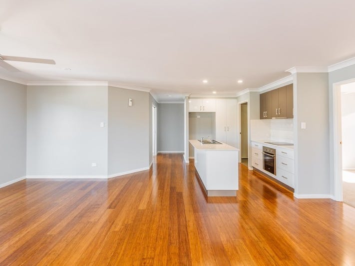 Lovely four bedroom home in 9