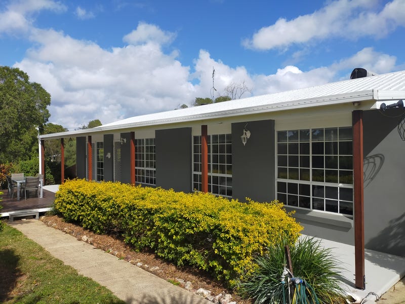 4 Bed home on 5 2