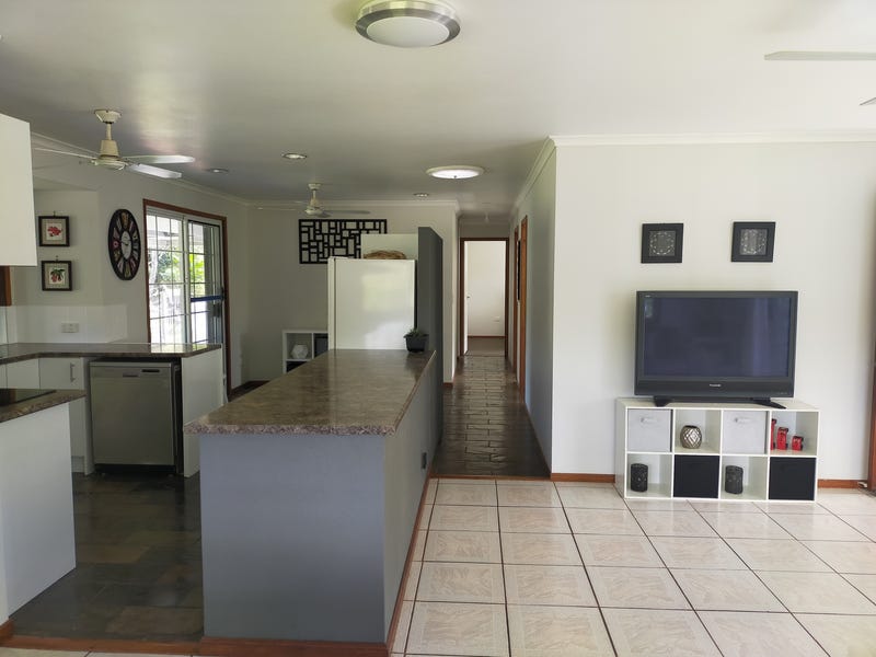4 Bed home on 5 11