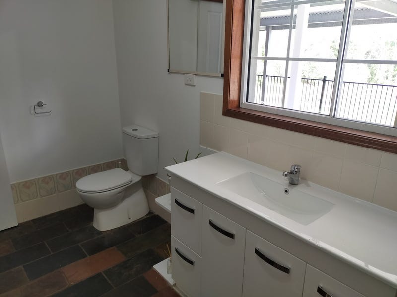 4 Bed home on 5 25